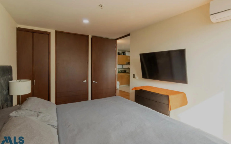 Apartamento en Medellín en Oviedo