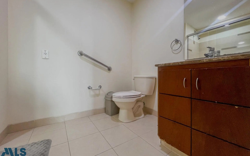 Apartamento en Medellín en Oviedo