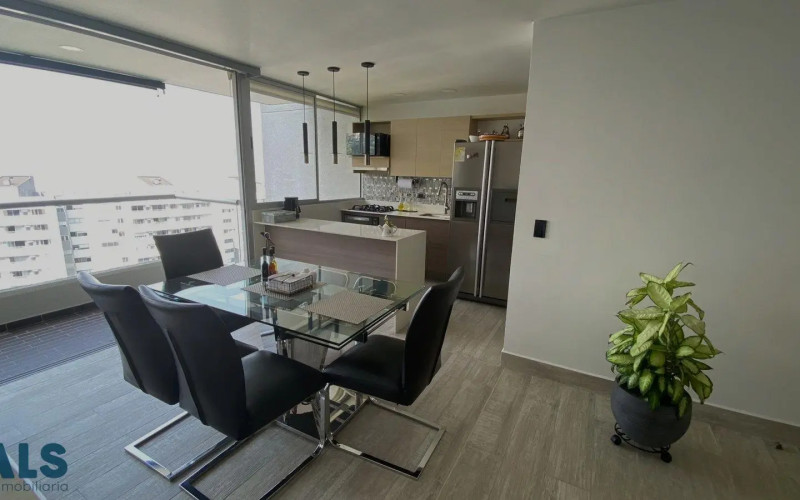 Apartamento en Medellín en Loma del Indio