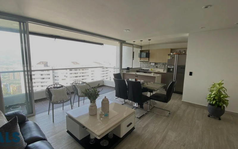 Apartamento en Medellín en Loma del Indio