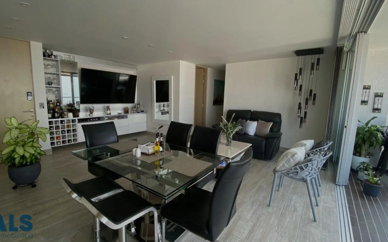 Apartamento en Medellín en Loma del Indio