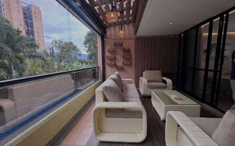 Apartamento en Envigado en Loma de Las Brujas