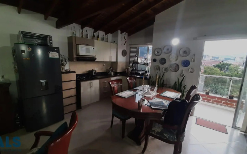 Apartamento en Envigado en Alcalá