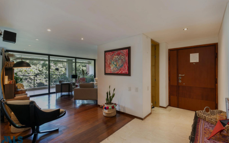 Apartamento en Medellín en Las Lomas Nº 1