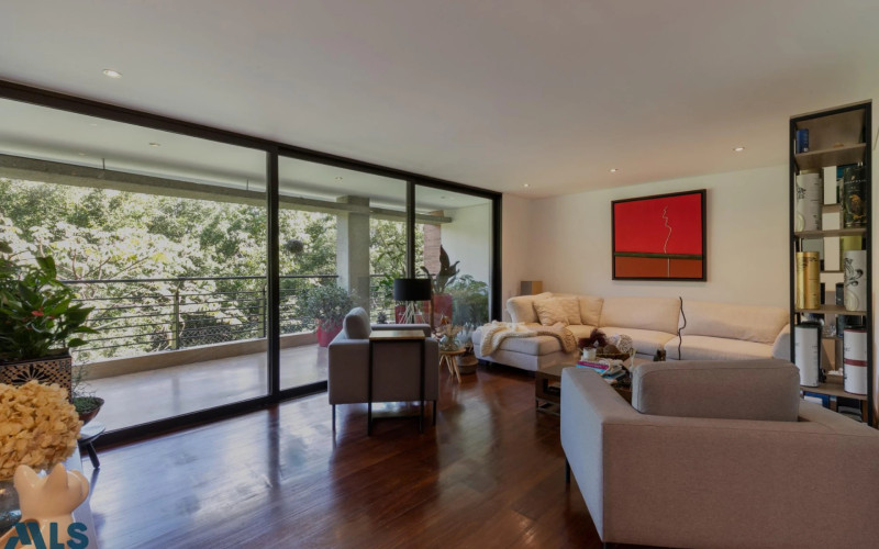 Apartamento en Medellín en Las Lomas Nº 1