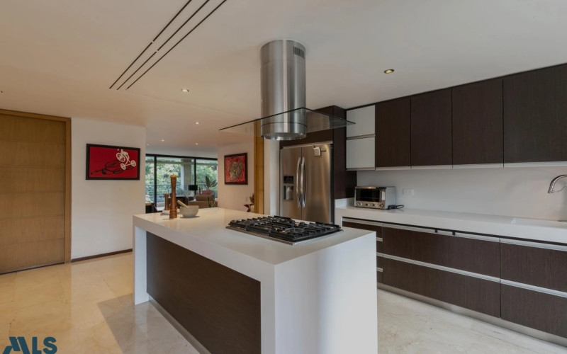 Apartamento en Medellín en Las Lomas Nº 1
