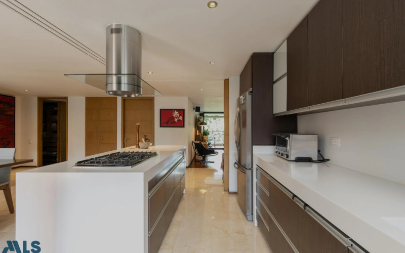 Apartamento en Medellín en Las Lomas Nº 1