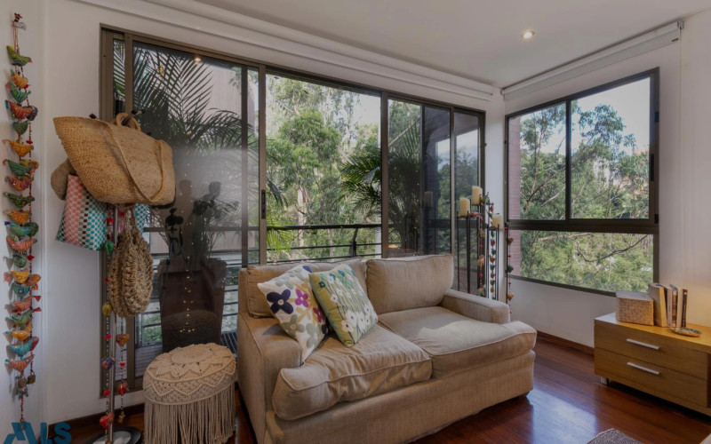 Apartamento en Medellín en Las Lomas Nº 1