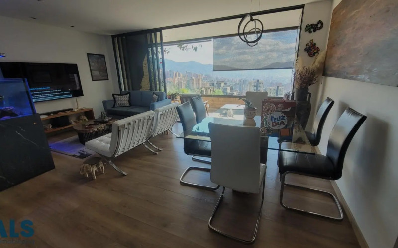 Apartamento en Medellín en Las Palmas