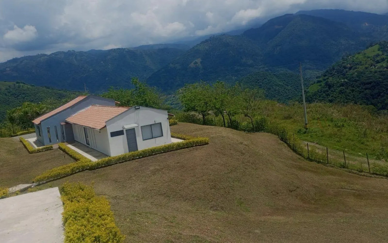 Finca Recreativa en Venecia en V. El Rincón