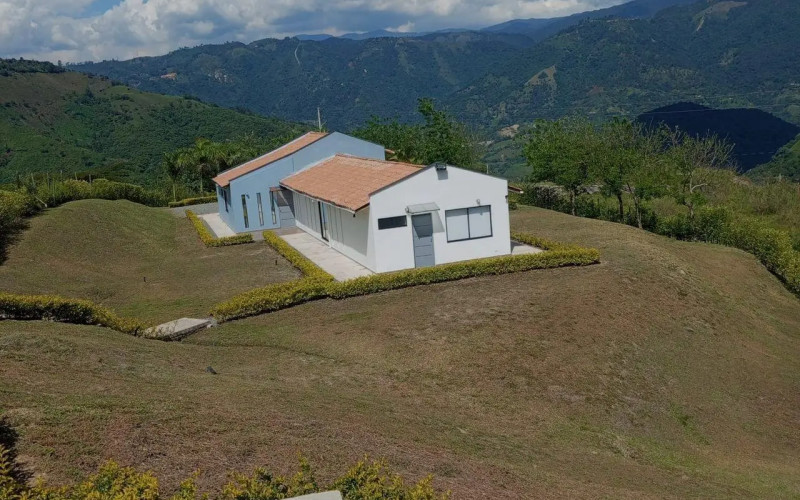 Finca Recreativa en Venecia en V. El Rincón