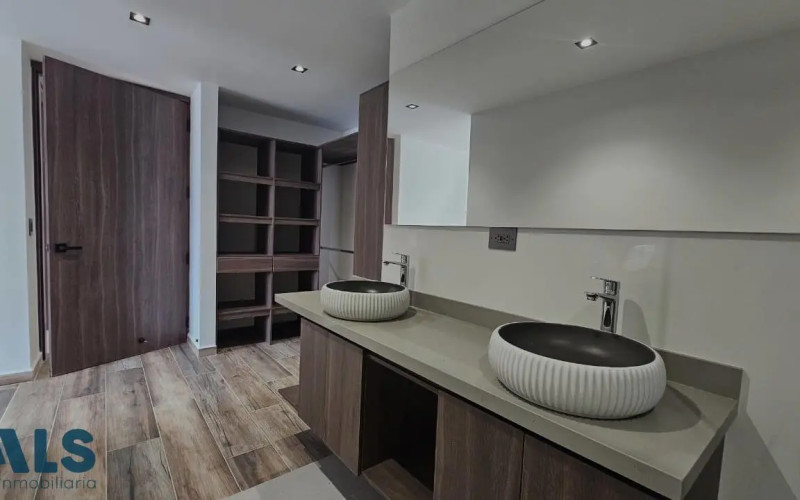 Apartamento en Medellín en Conquistadores