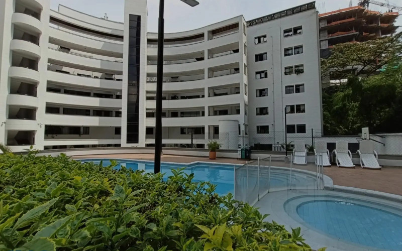 Apartamento en Medellín en La Aguacatala