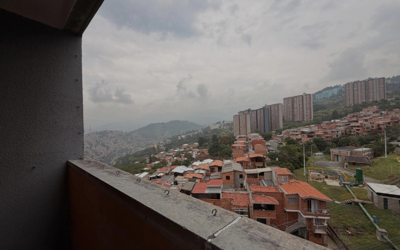 Apartamento en Medellín en Robledo Pajarito