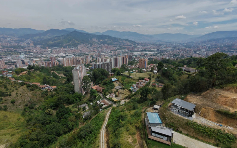 Lote Residencial en Sabaneta en V. Las Lomitas