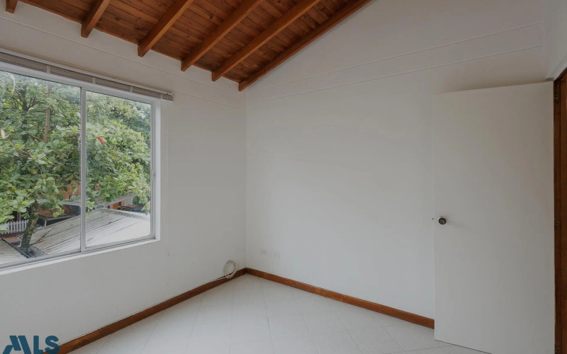 Casa en Medellín en La Mota