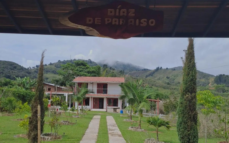 Casa en Gomez Plata en la vega