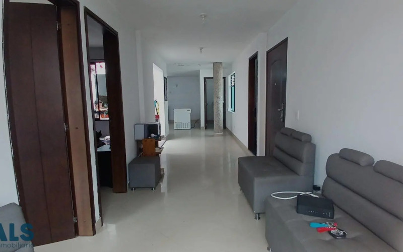 Apartamento en La Estrella en Las Brisas