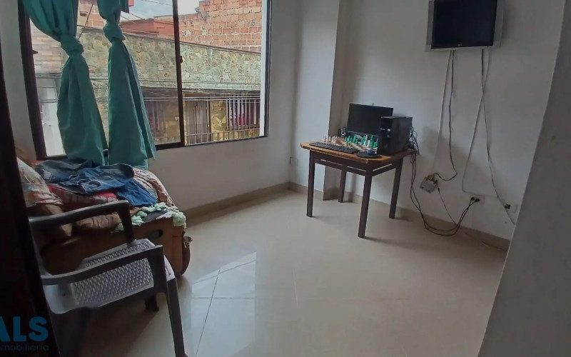 Apartamento en La Estrella en Las Brisas