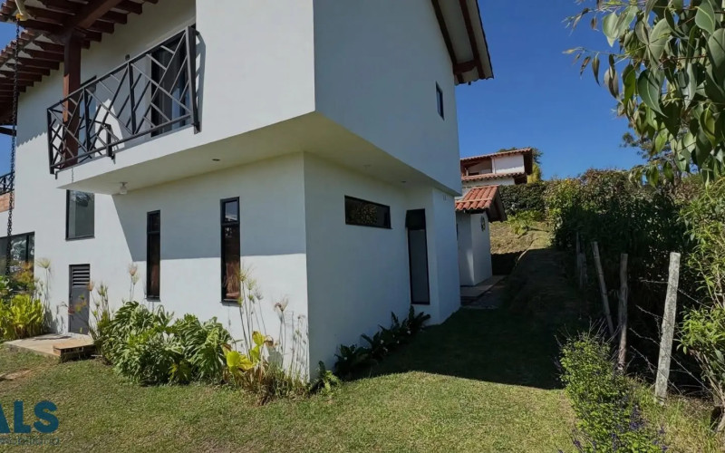 Casa en Rionegro en V. Santa Barbara