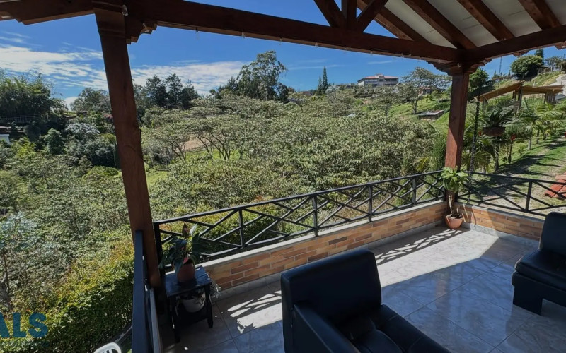 Casa en Rionegro en V. Santa Barbara