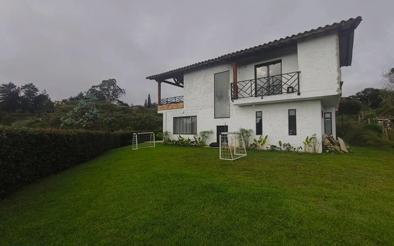 Casa en Rionegro en V. Santa Barbara