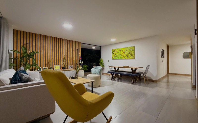 Apartamento en Medellín en Loma del Encierro