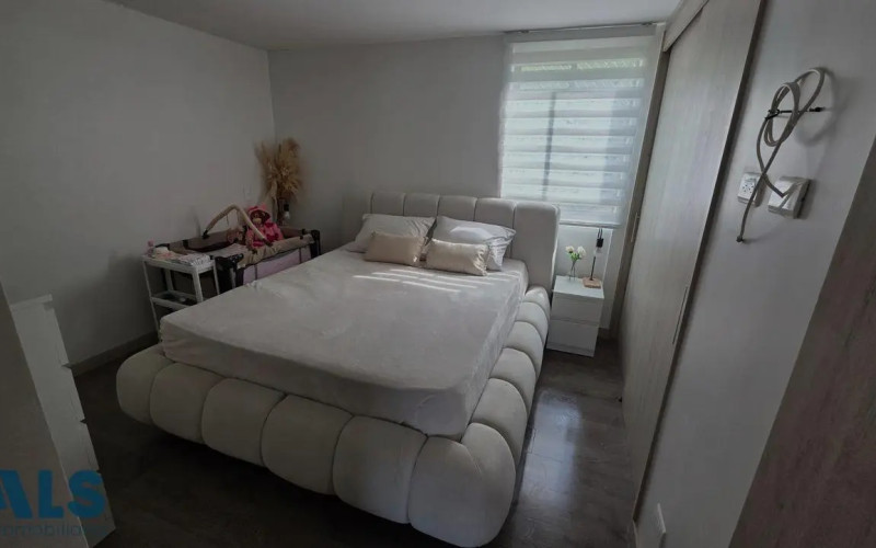 Apartamento en Sabaneta en Las Lomitas