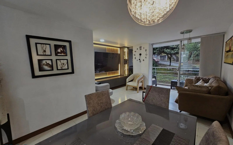 Apartamento en Envigado en Loma de Cumbres