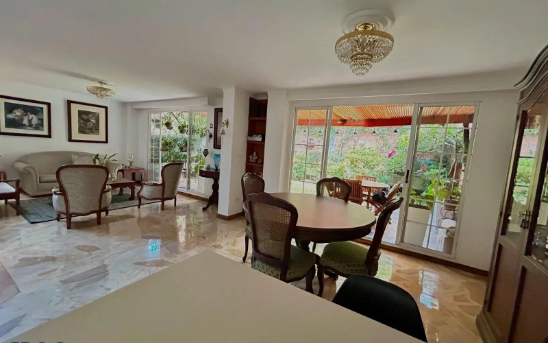 Apartamento en Envigado en Loma del Escobero