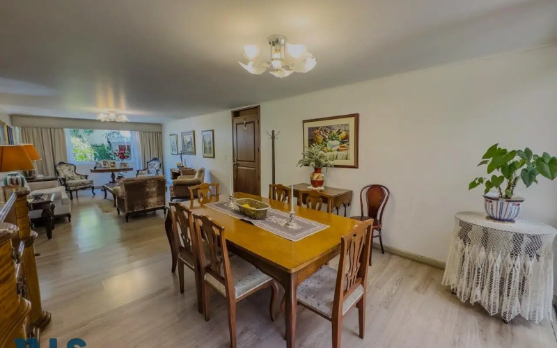 Apartamento en Medellín en La Aguacatala
