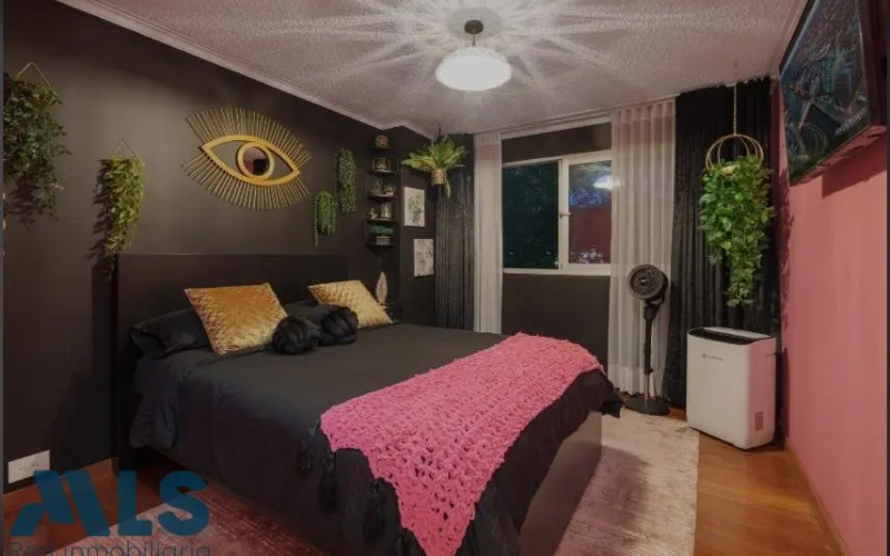 Apartamento en Medellín en El Tesoro
