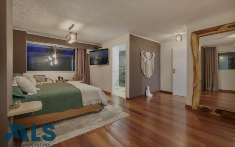 Apartamento en Medellín en El Tesoro