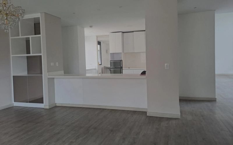 Apartamento en Envigado en Loma de Benedictinos