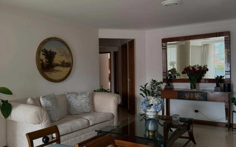 Apartamento en Medellín en Laureles