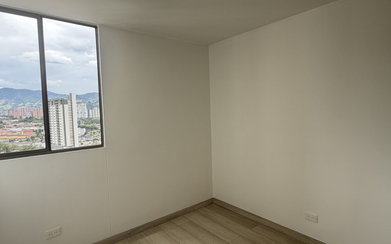 Apartment for Sale in Sabaneta | 66m², 2 Bed + Den, Floor 16 Mountain View
