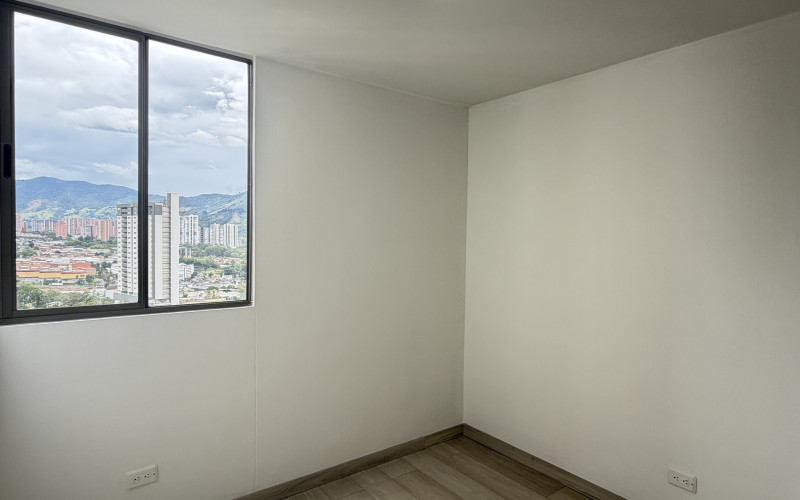 Apartment for Sale in Sabaneta | 66m², 2 Bed + Den, Floor 16 Mountain View