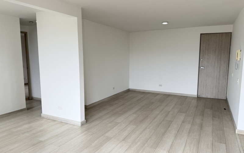 Apartment for Sale in Sabaneta | 66m², 2 Bed + Den, Floor 16 Mountain View