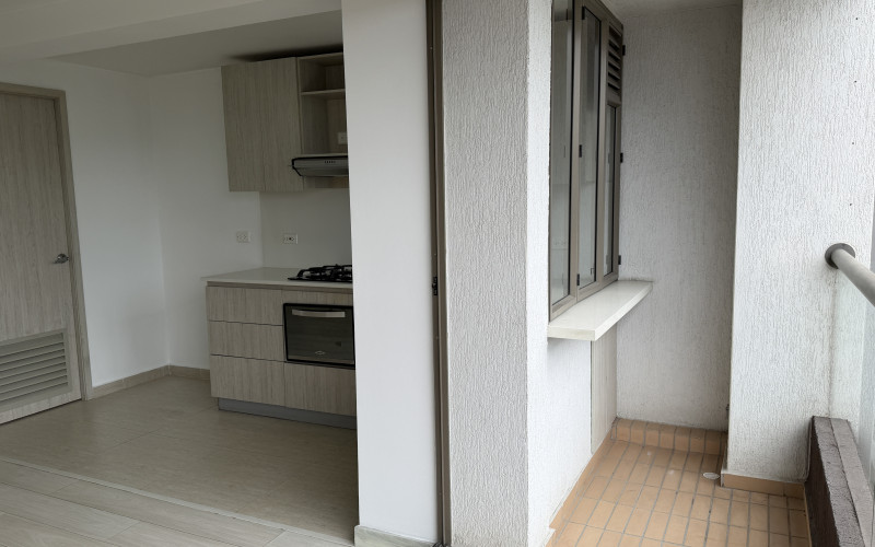 Apartment for Sale in Sabaneta | 66m², 2 Bed + Den, Floor 16 Mountain View