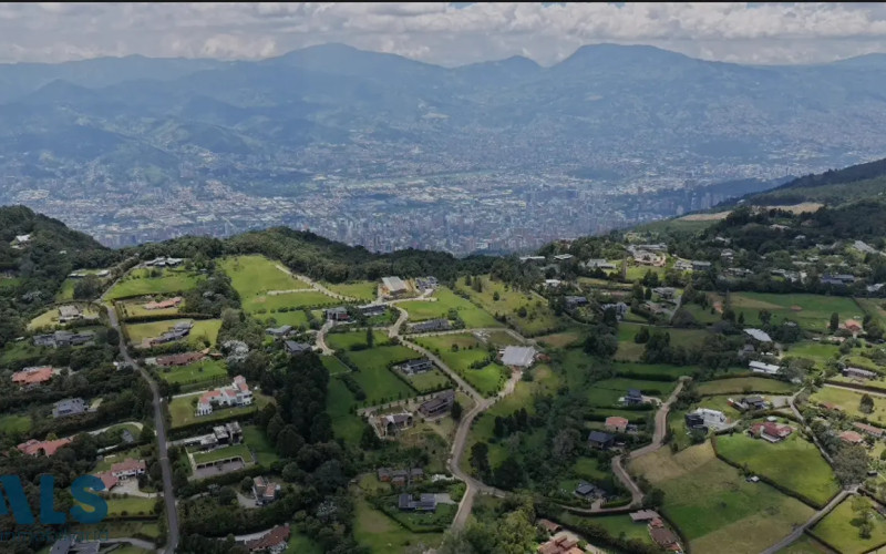 Lote Residencial en Envigado en Alto de las Palmas