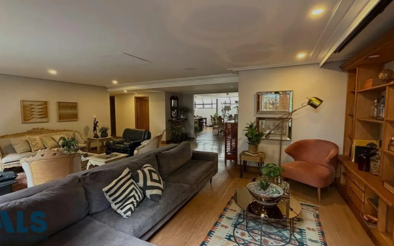 Apartamento en Medellín en Astorga