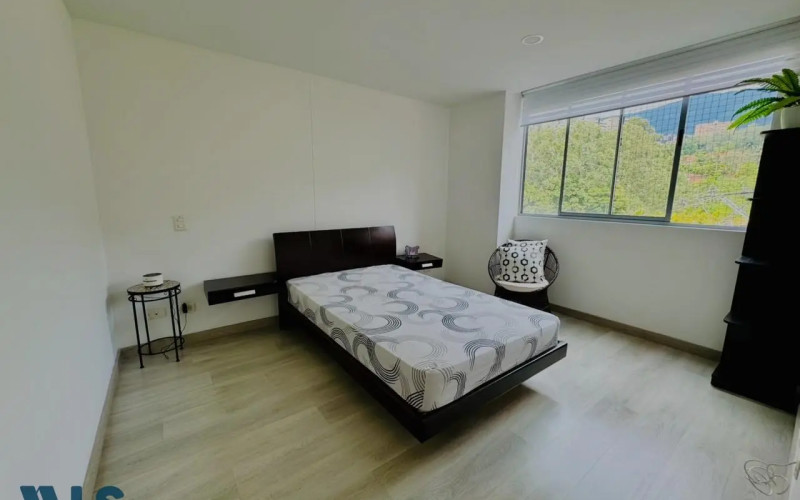 Apartamento en Envigado en Loma de los Mesa