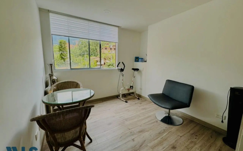 Apartamento en Envigado en Loma de los Mesa
