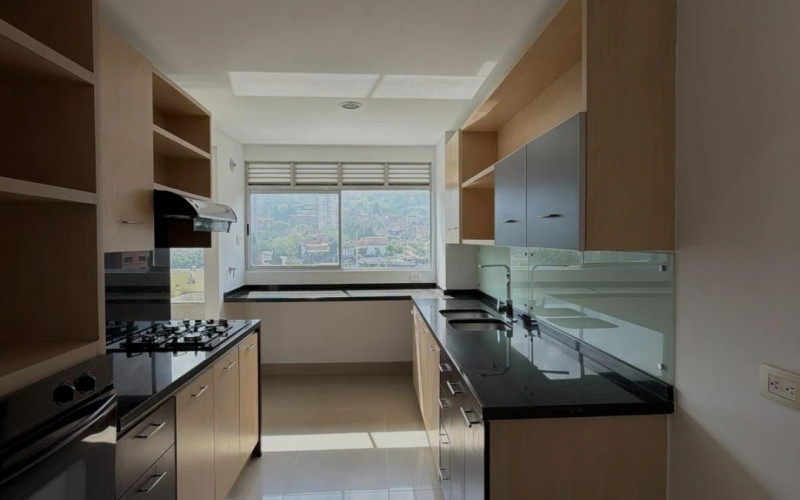 Apartamento en Medellín en Loma de los Parra