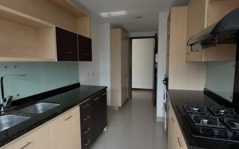Apartamento en Medellín en Loma de los Parra