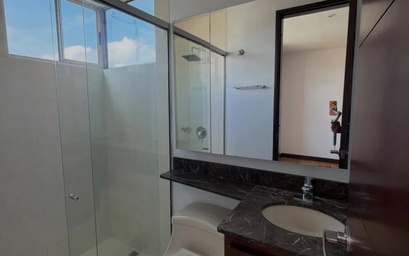 Apartamento en Medellín en Loma de los Parra