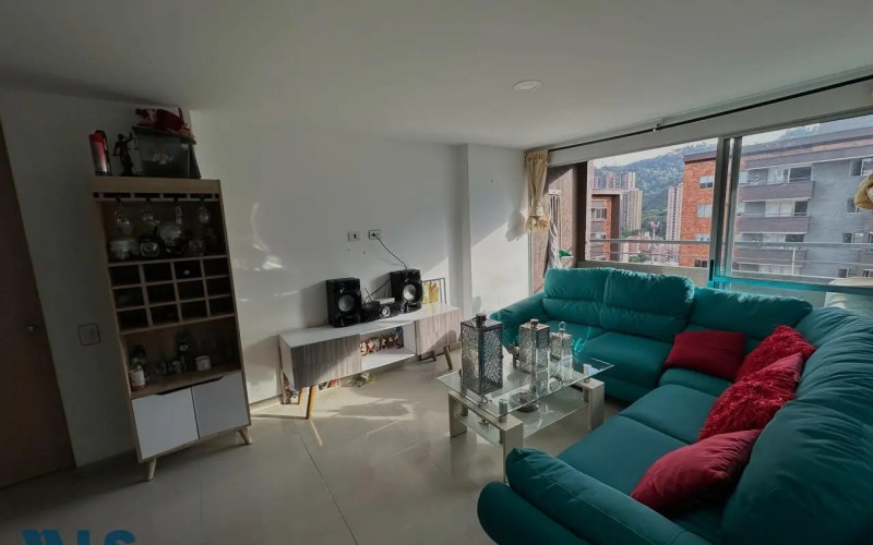 Apartamento en Sabaneta en Calle Larga