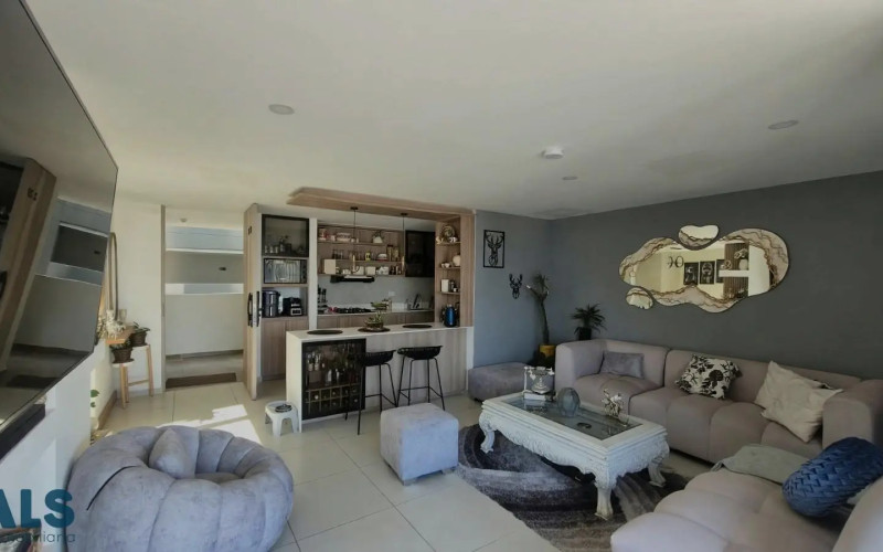 Apartamento en Medellín en Ciudad del Rio