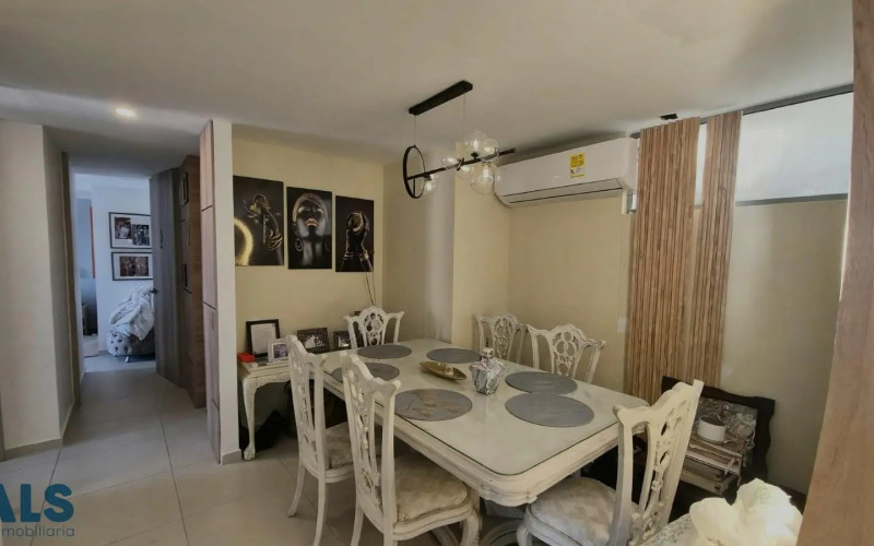 Apartamento en Medellín en Ciudad del Rio