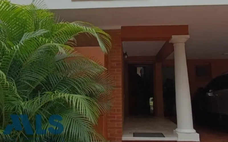 Casa en Medellín en San Lucas